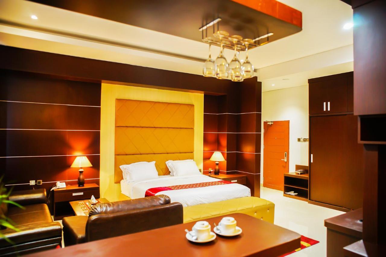 Sungaibalai Singapore City Hotel Batu Bara المظهر الخارجي الصورة
